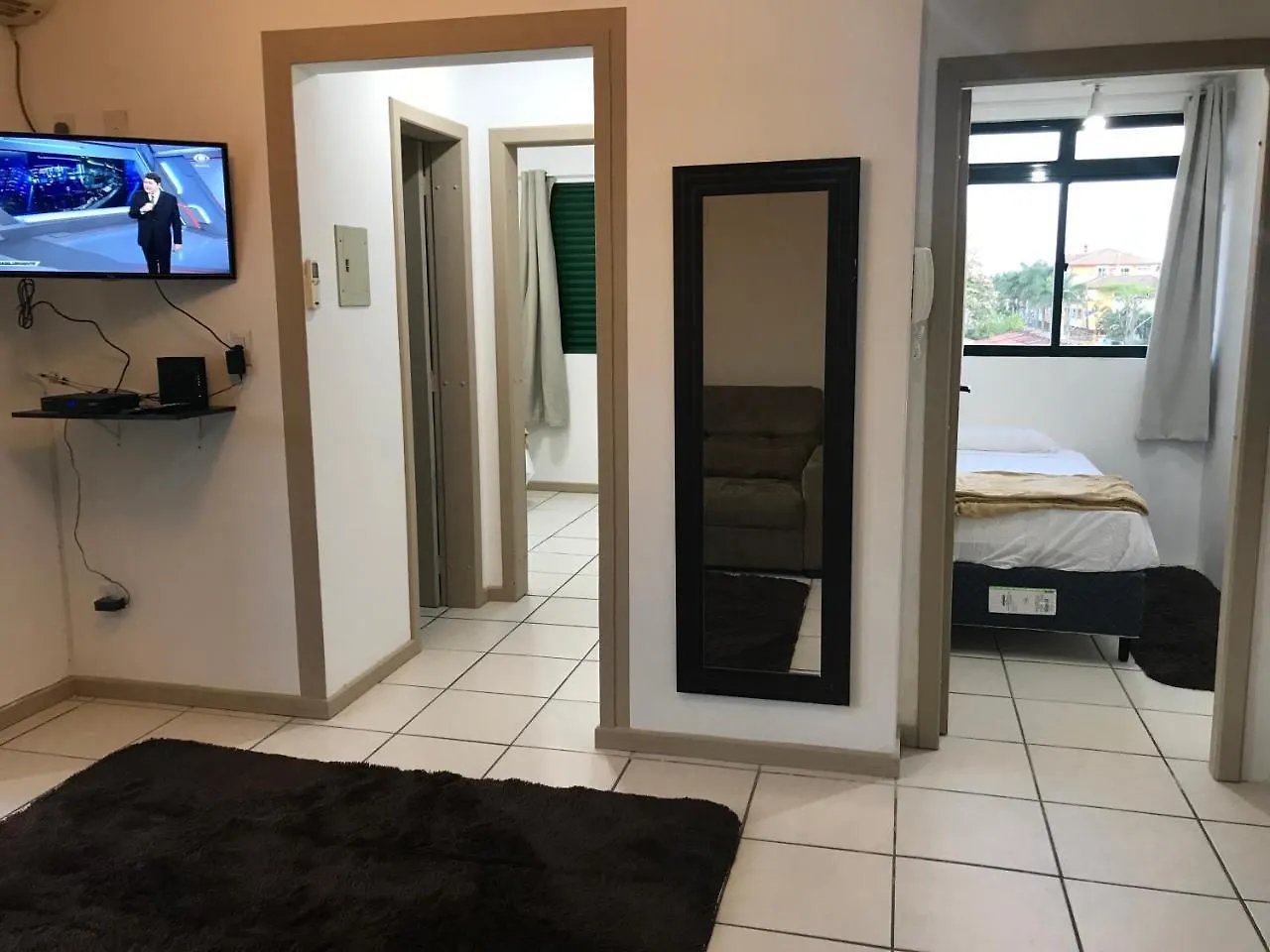 Apto Condominio Rendeiras 0*, Florianópolis